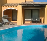 Villa Dalia 02-29A: esterno con piscina